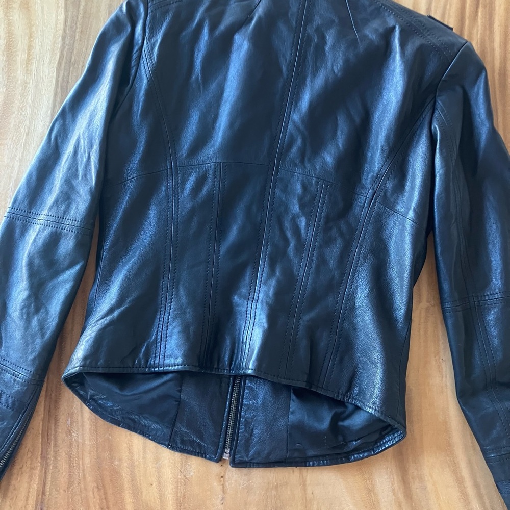 Danier Italian Leather Motor Coat XS - Picture 9 of 11